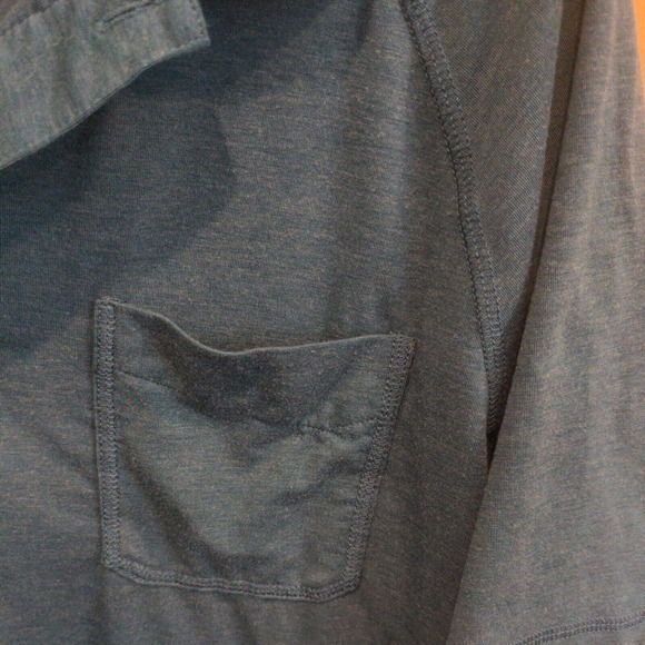 LL Bean Polo Shirt Traditional Fit Men’s Large Blue Short Sleeve polyester blend - Picture 4 of 4